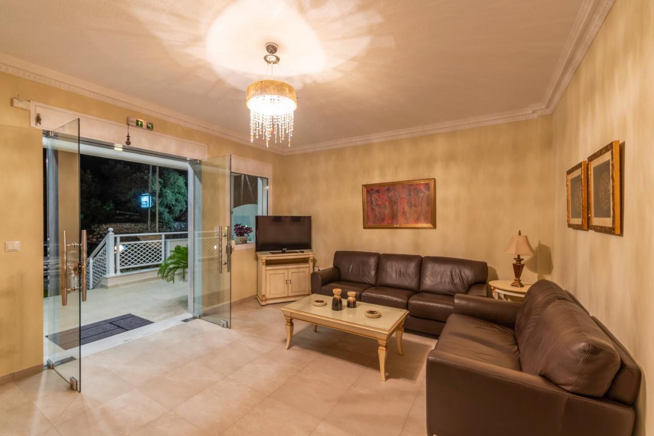 Niki Apartments Khrysi Ammoudia Eksteriør bilde